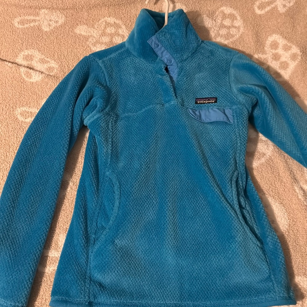 Patagonia, Women’s XS, light blue, great condition